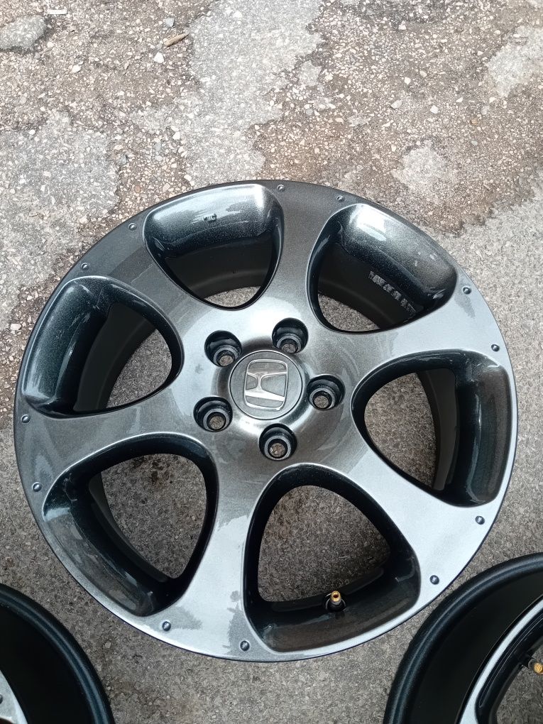 Лети Джанти - 17 цола  5х114.3  ( HONDA и др.)