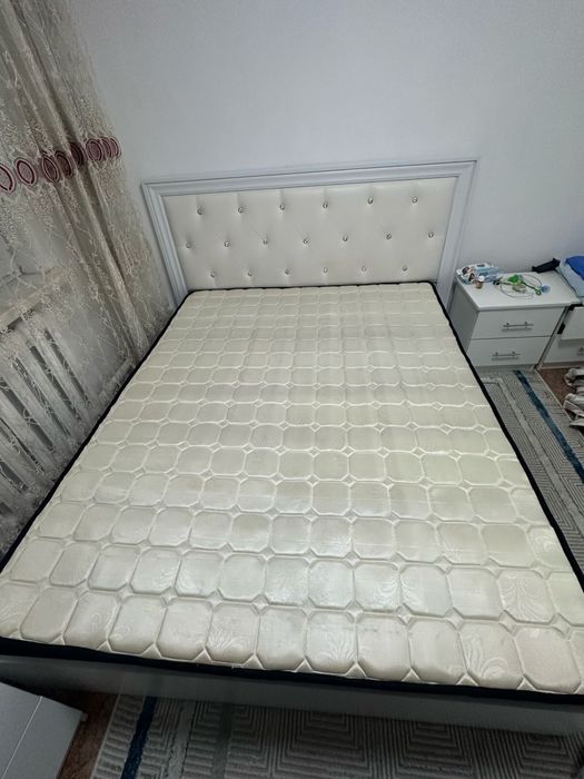 Продам спальный кровать