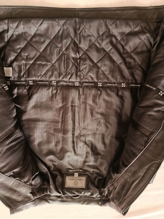 Срочно продаю Американскую натуральную кожаную куртку размер L/G