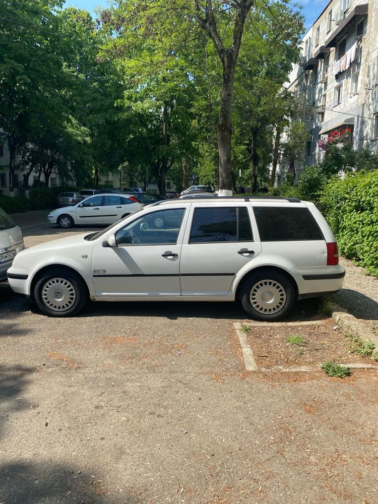 Vand Volkswagen Golf 4 Automat