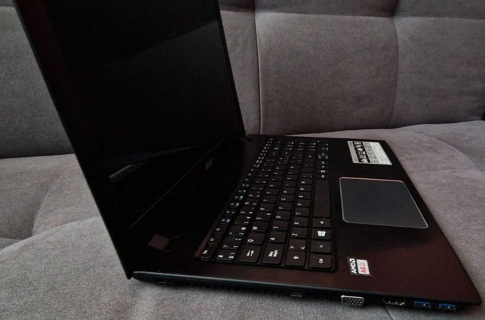 Laptop Acer 4gb ddr4 ssd m2 win 10 si counter strike 1.6