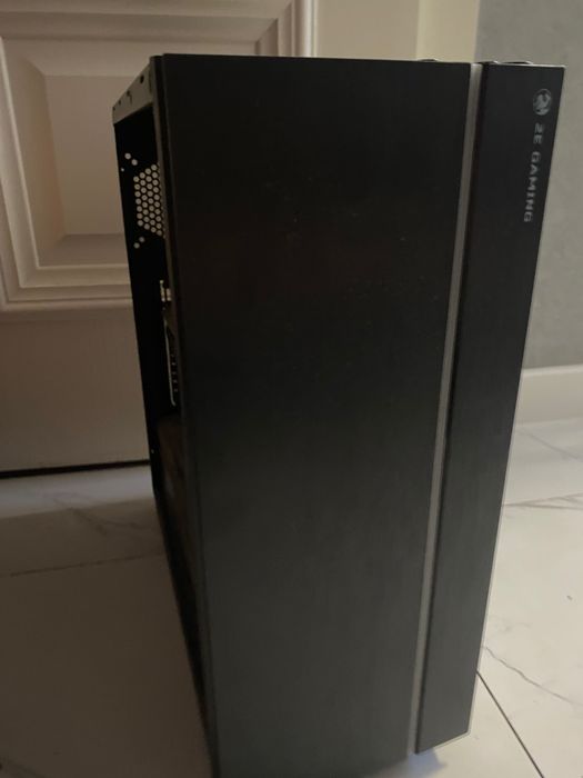 Компьютер, в рабочем состоянии