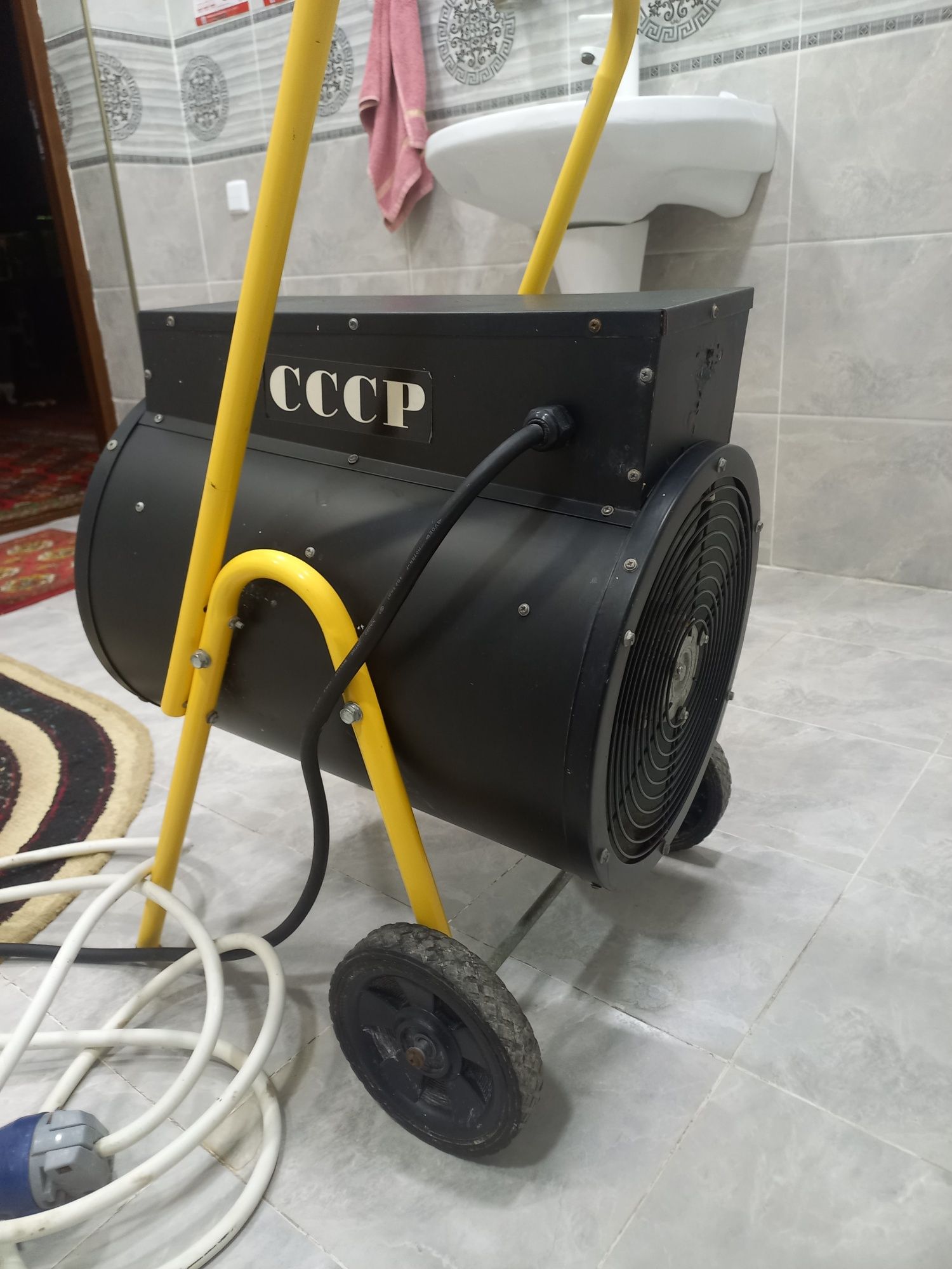 Эликтрони печки сотлади