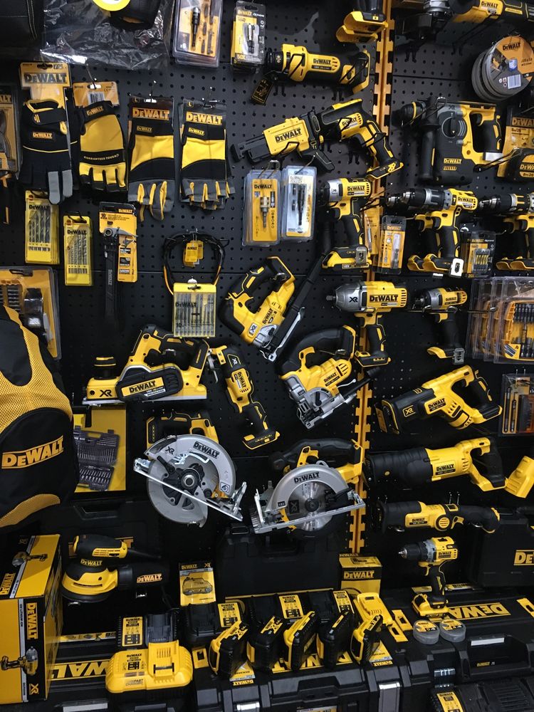 DeWALT Радио DCR020 10,8/18V  AUX / USB