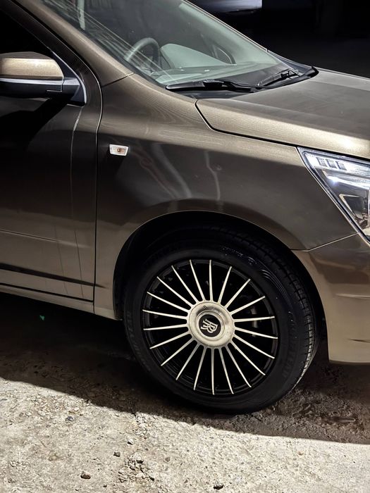 rolls roys R17 (UNIVERSAL)