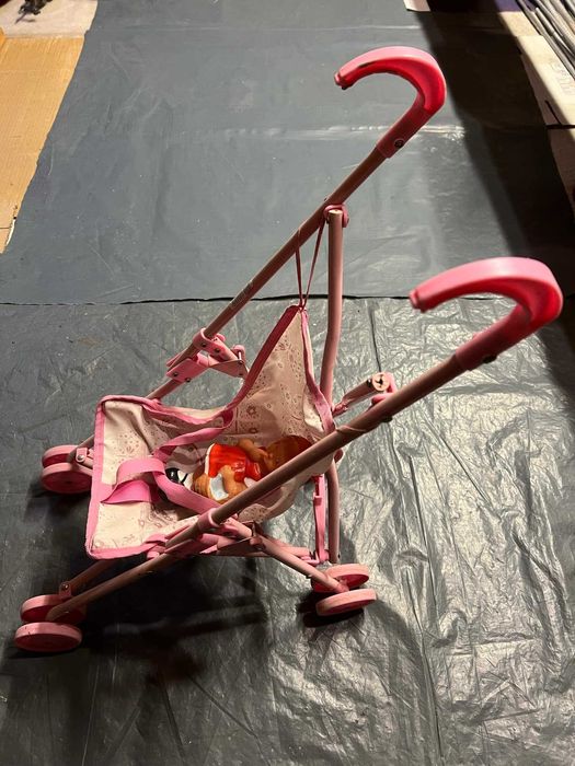 Количка за кукла