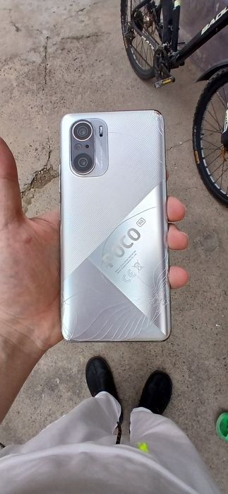 Poco F3 — 6/128 GB, ideal holatda, Snapdragon 870