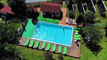 Cabana de inchiriat 18 pers-PISCINA si CIUBAR (acceptam CARD VACANTA)