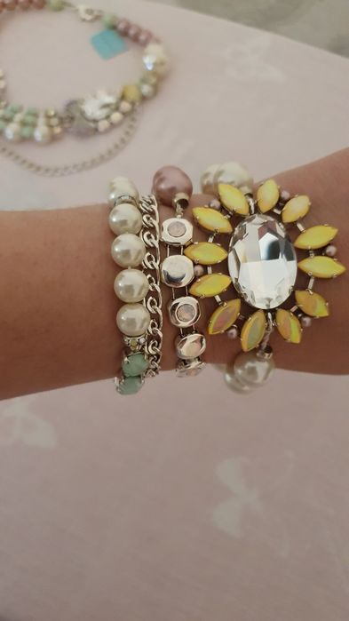 Set bratari Reminiscence