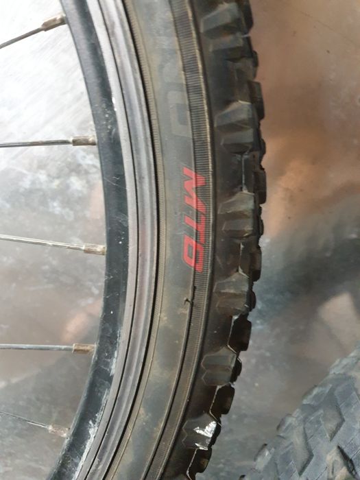 Roți de bicicleta pe 24 stare excelenta