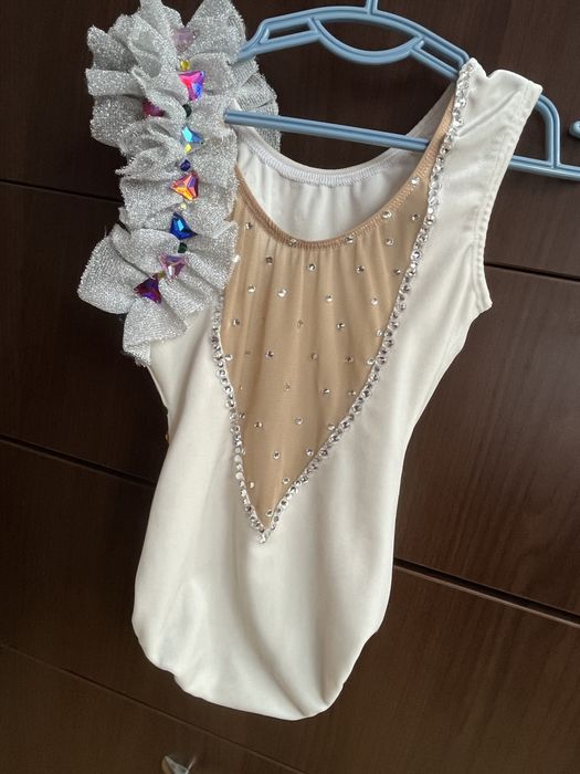 Трико за художествена гимнастика