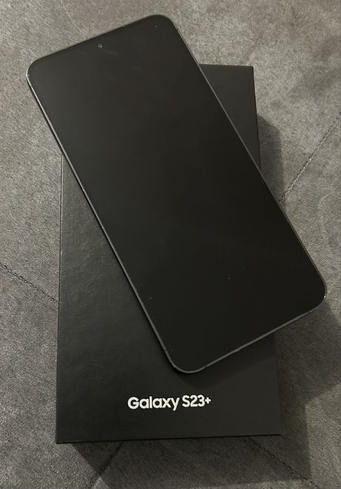 Vând urgent Samsung Galaxy S23+