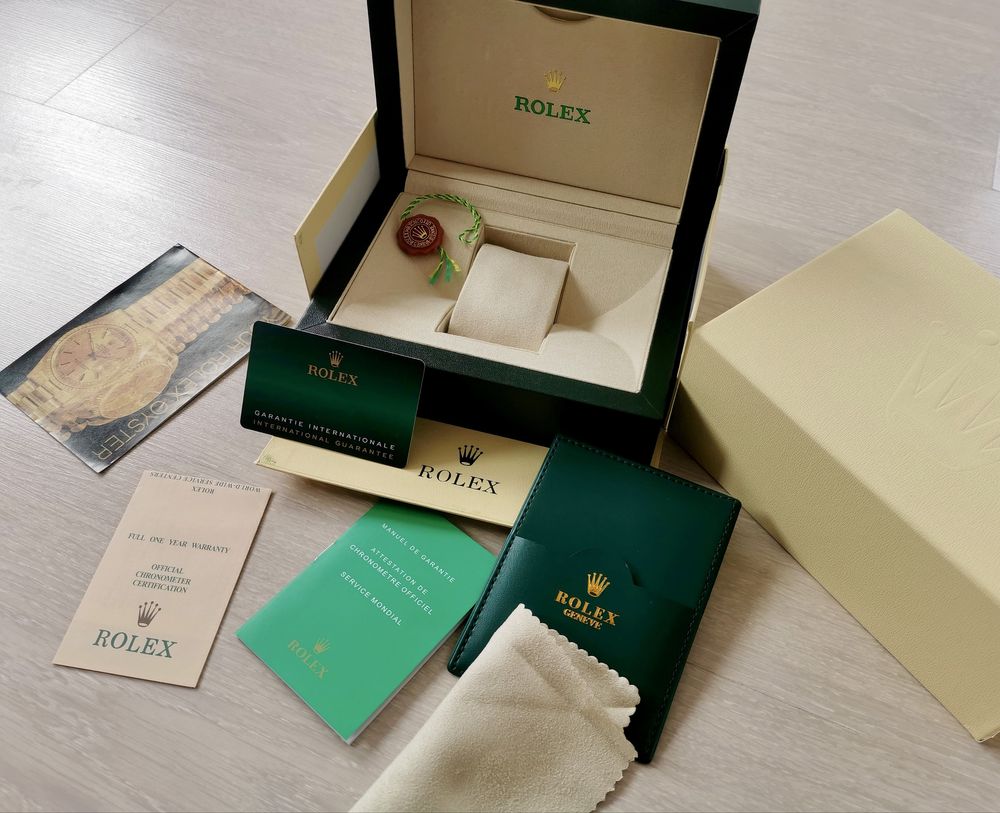Оригинална Кутия за часовник ROLEX + документи