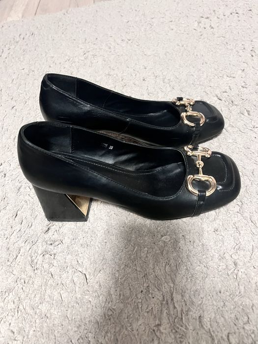 Туфли черные женские