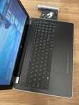 Laptop Hp Slim display 15,6 led,8gb ram,Windows 10,256gb m,baterie ok.