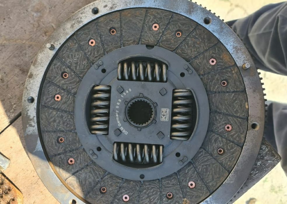 Kit ambreiaj Mercedes benz cod 0691345