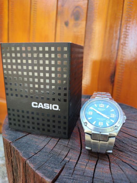 Ретро часовник Casio Edifice