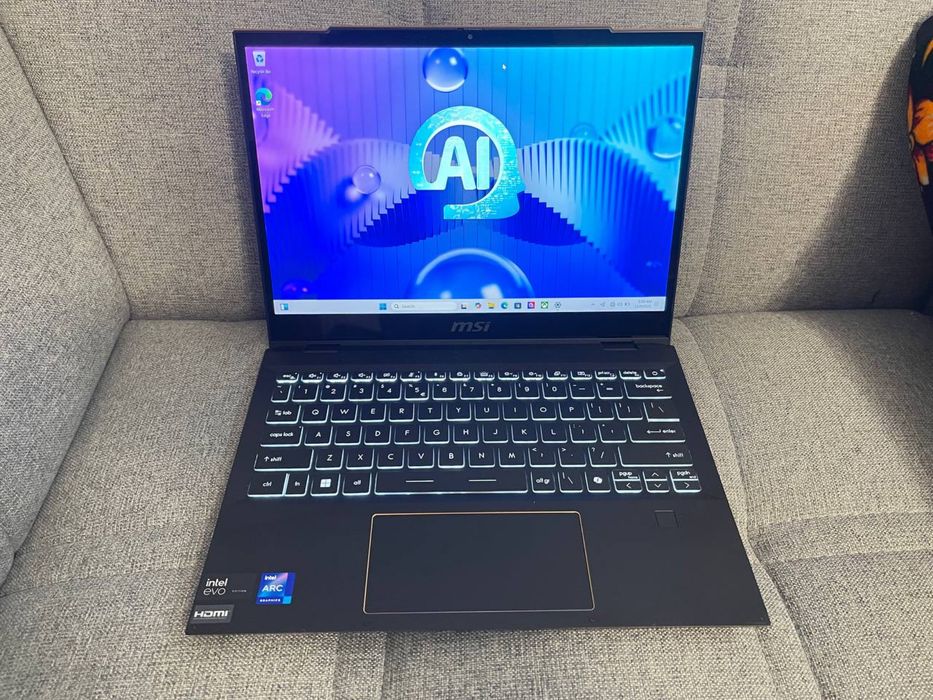 MSI Summit E13 Flip AI Evo