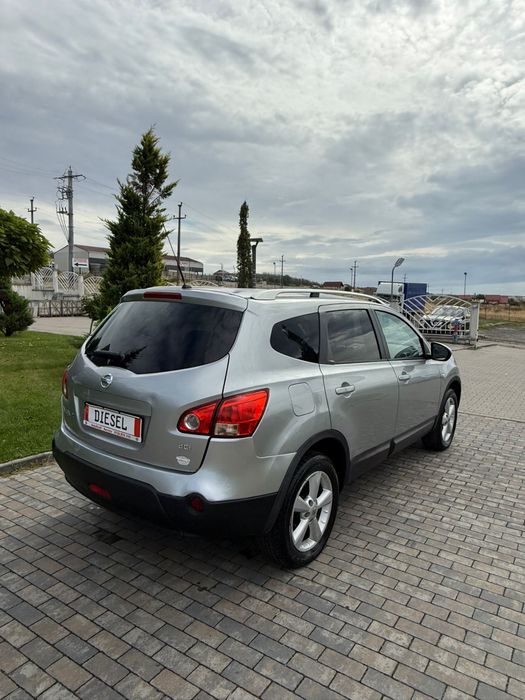 Nissan Qashqai 7 locuri