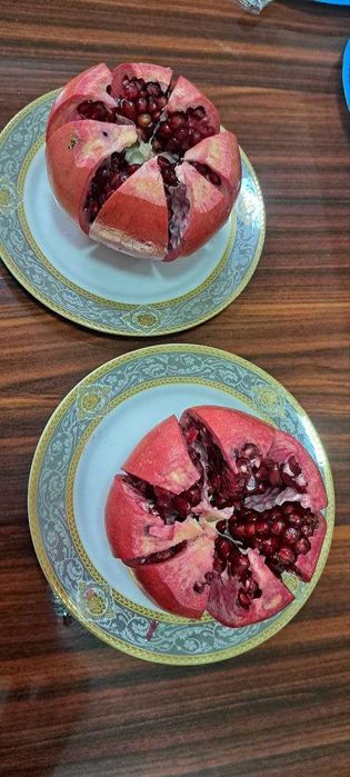 Ширин Анор меваси сотилади