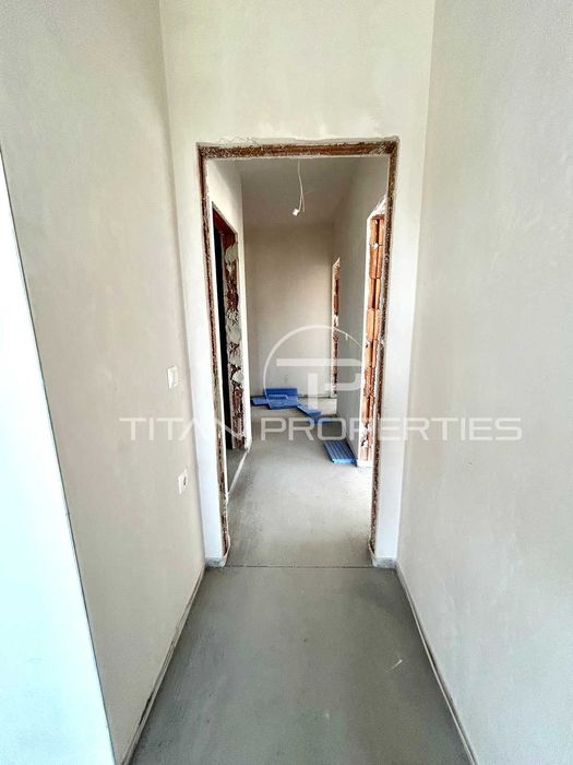 Продава се Тристаен апартамент в Пловдив, Остромила - 122 кв.м за 1282 €/кв.м - Снимка #5