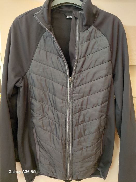 Продавам спортни якета