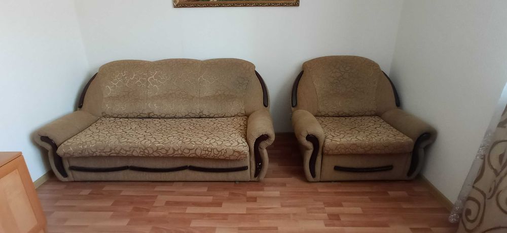 диван-кровать ,два кресла-кровати в отл. сост. можно по отдельности