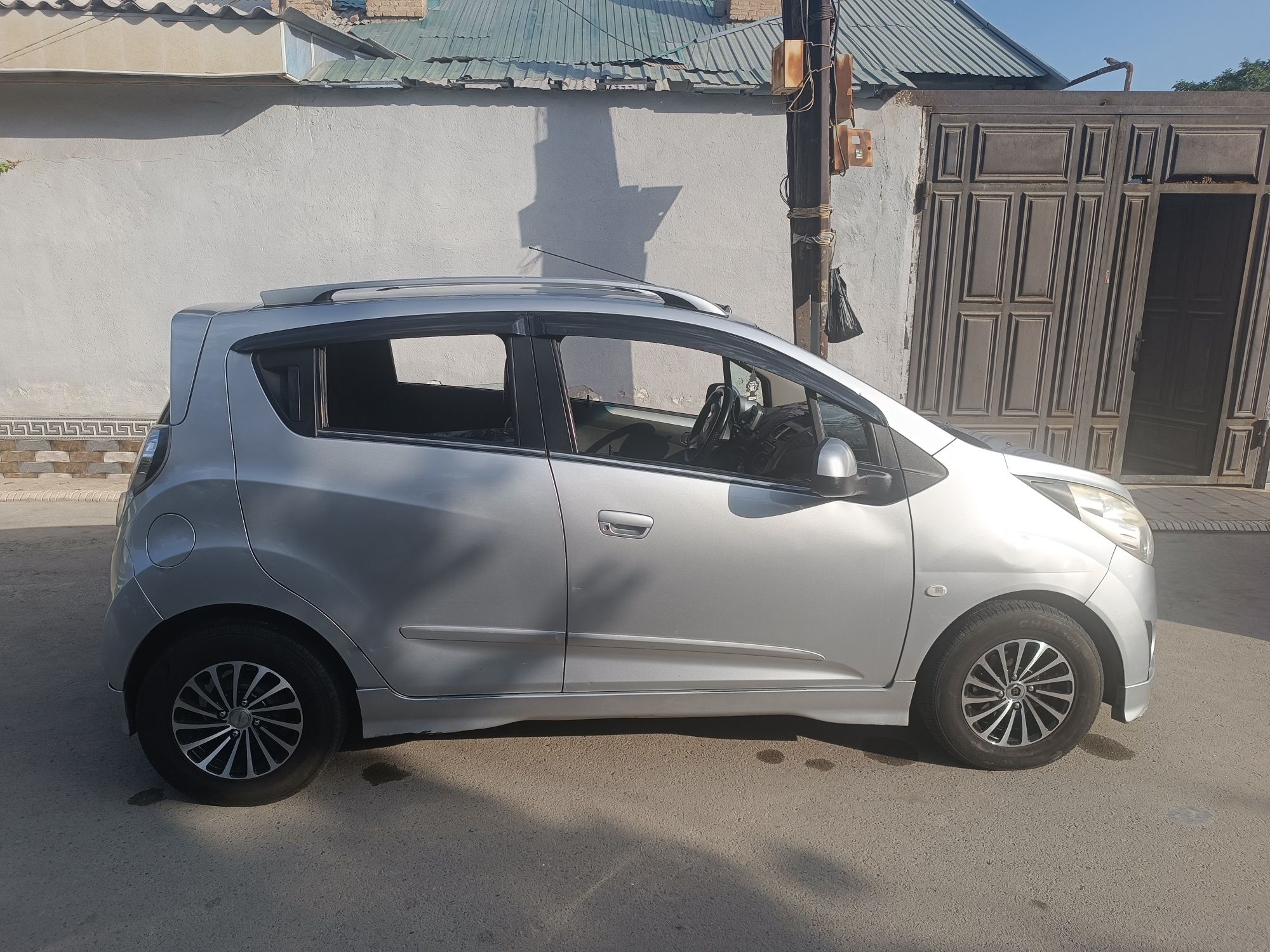 Chevrolet Spark 2012 год 3 евро позиция механика