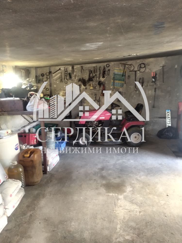 Продава се Къща в с. Ябълково, Област Кюстендил - 140 кв.м за 532 €/кв.м - Снимка #12