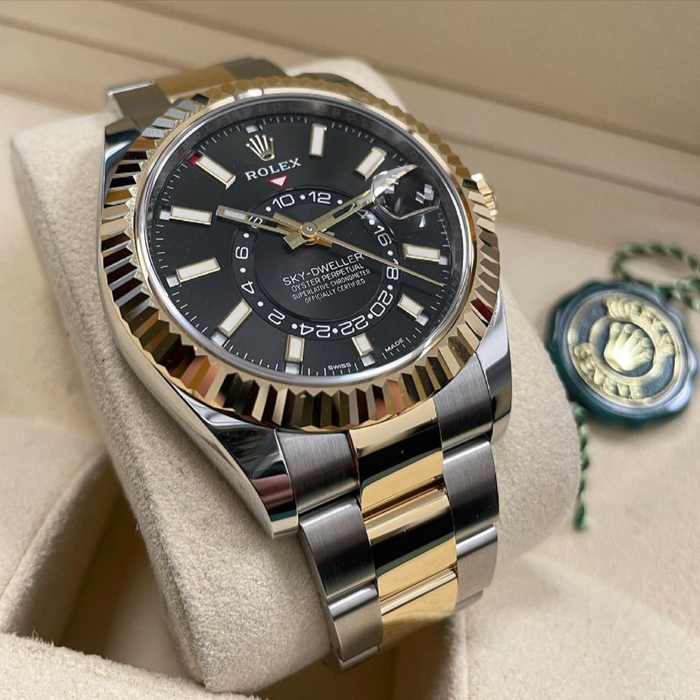 Rolex Sky - Dweller Oyster Perpetual