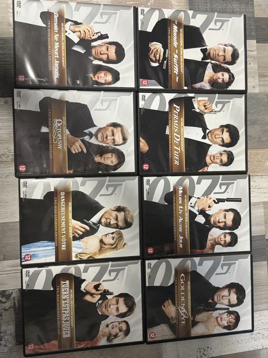 Колекционерска DVD колекция: Джеймс Бонд – 007 Ultimate Edition
