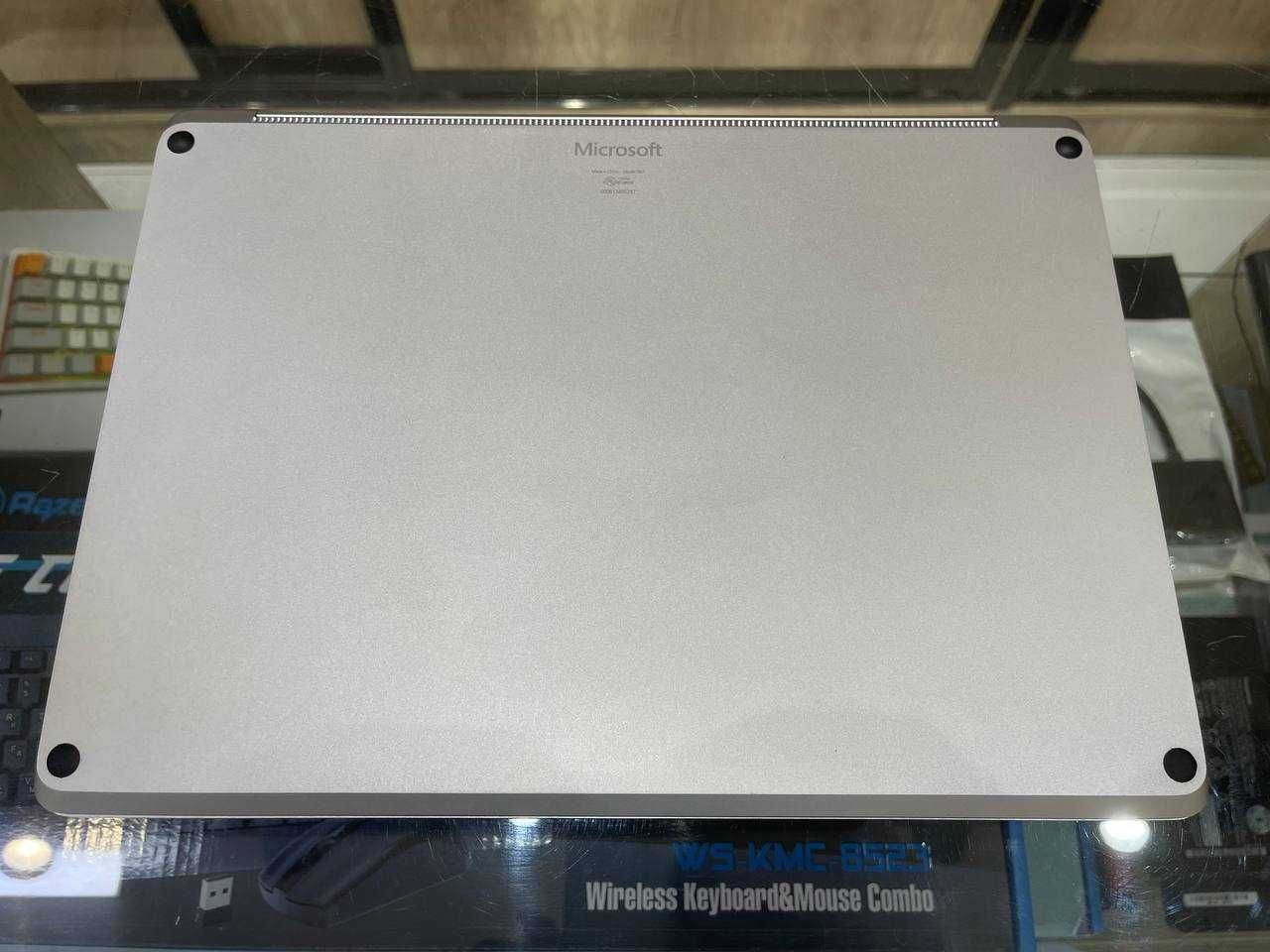 Microsoft Surface laptop 3 CORE i7-1065G7 ram 16 ssd 256