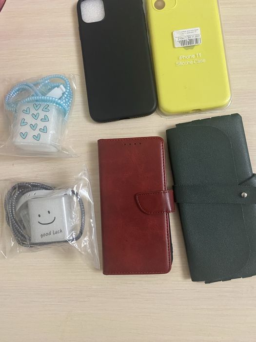 Продам чехол для зарядки и телефона