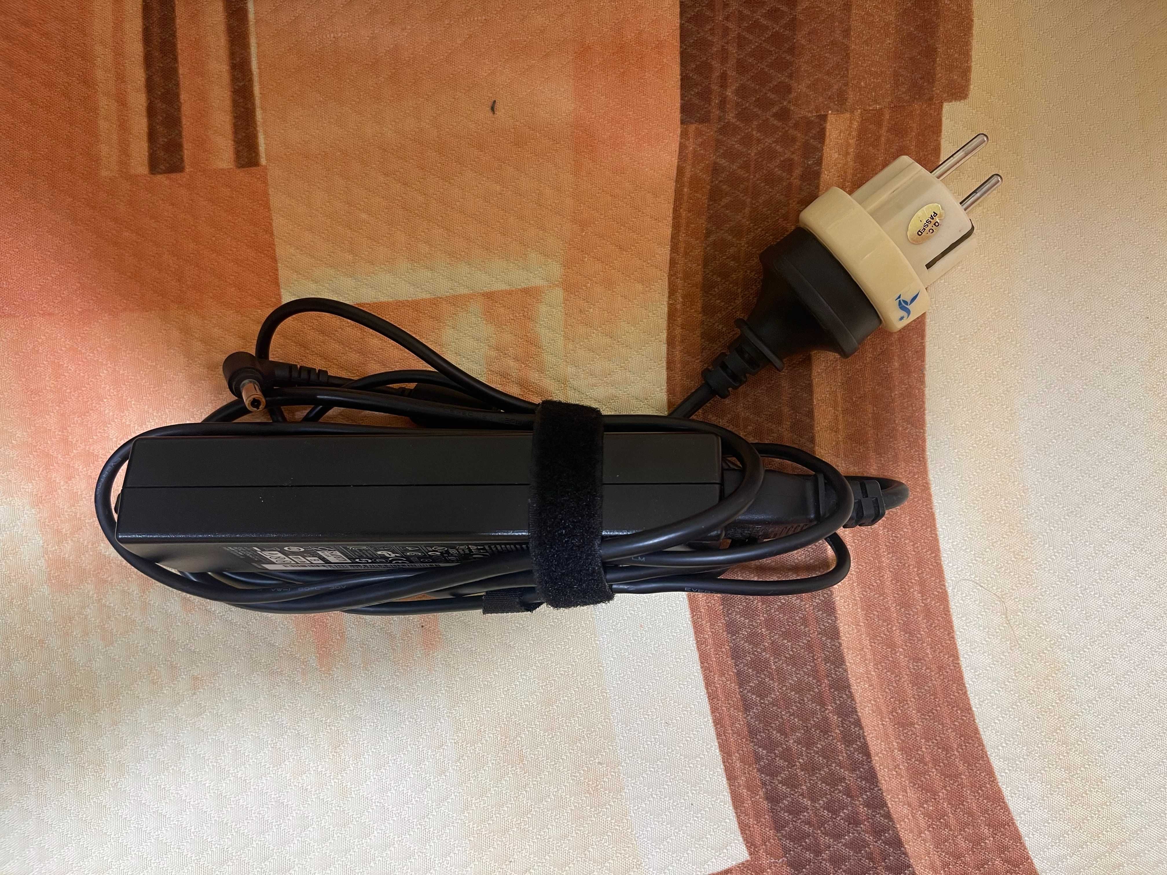 лаптоп Lenovo Win7PC