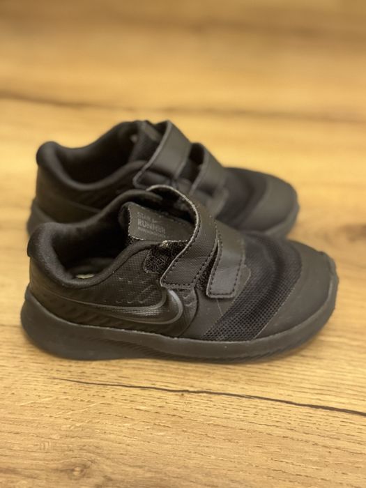 Ботуши ,маратонки ,кецове ,обувки