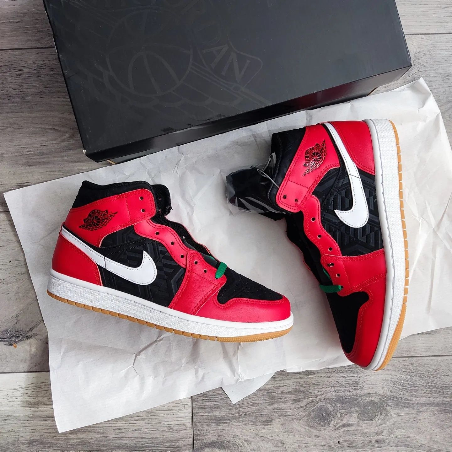 Air Jordan 1 Mid