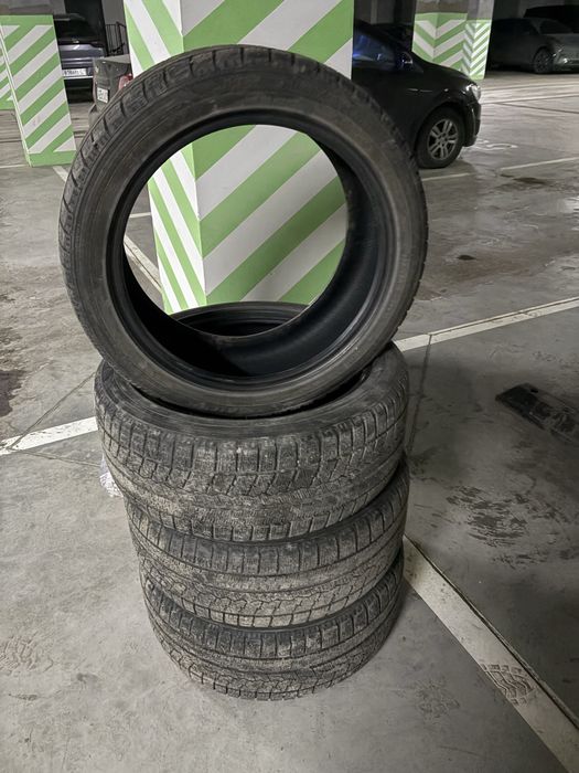 Продам резину липучка всесезонка