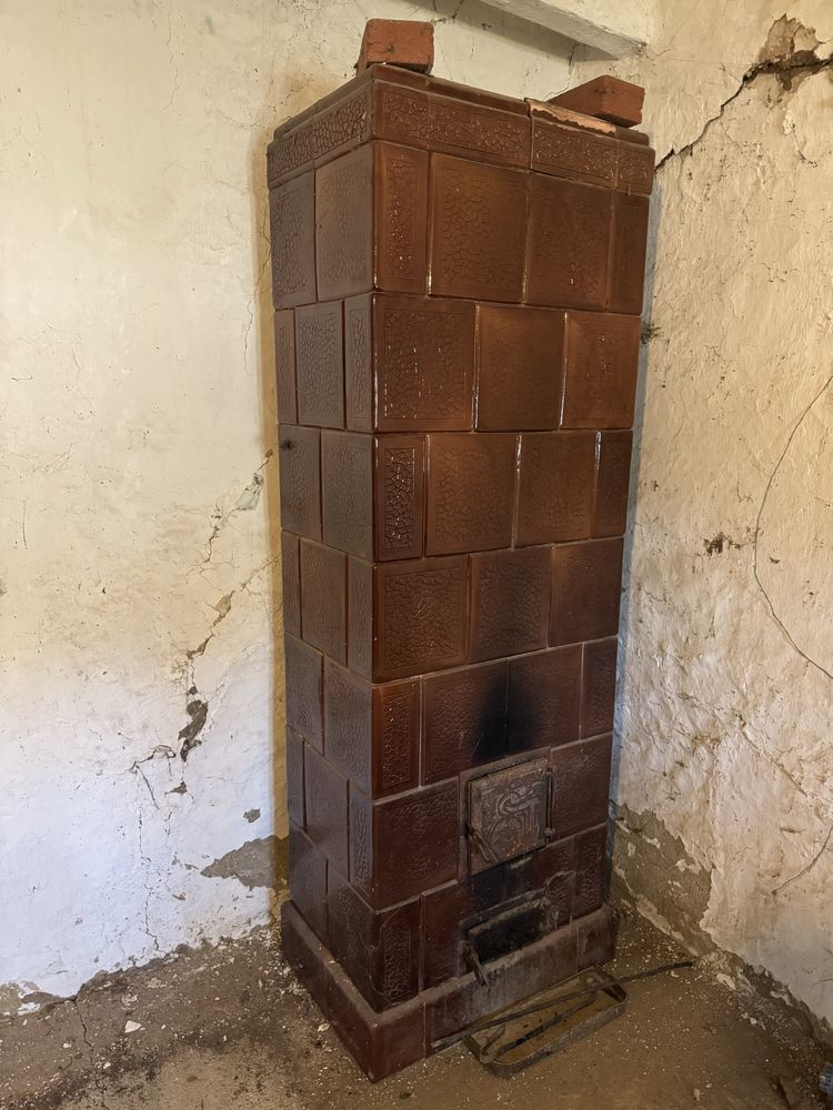 Vând urgent sobă teracotă folosită