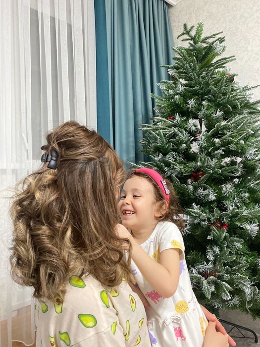 Новогодную елку  продам