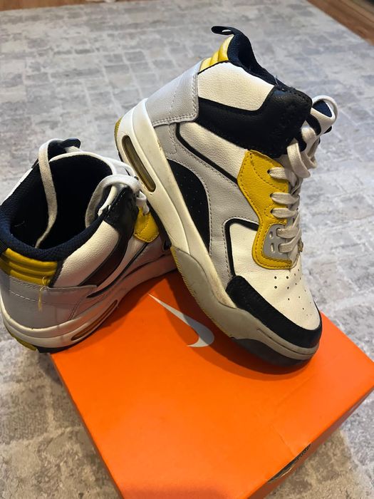 Vand adidasi Zara boy Boots 5 marimea 36