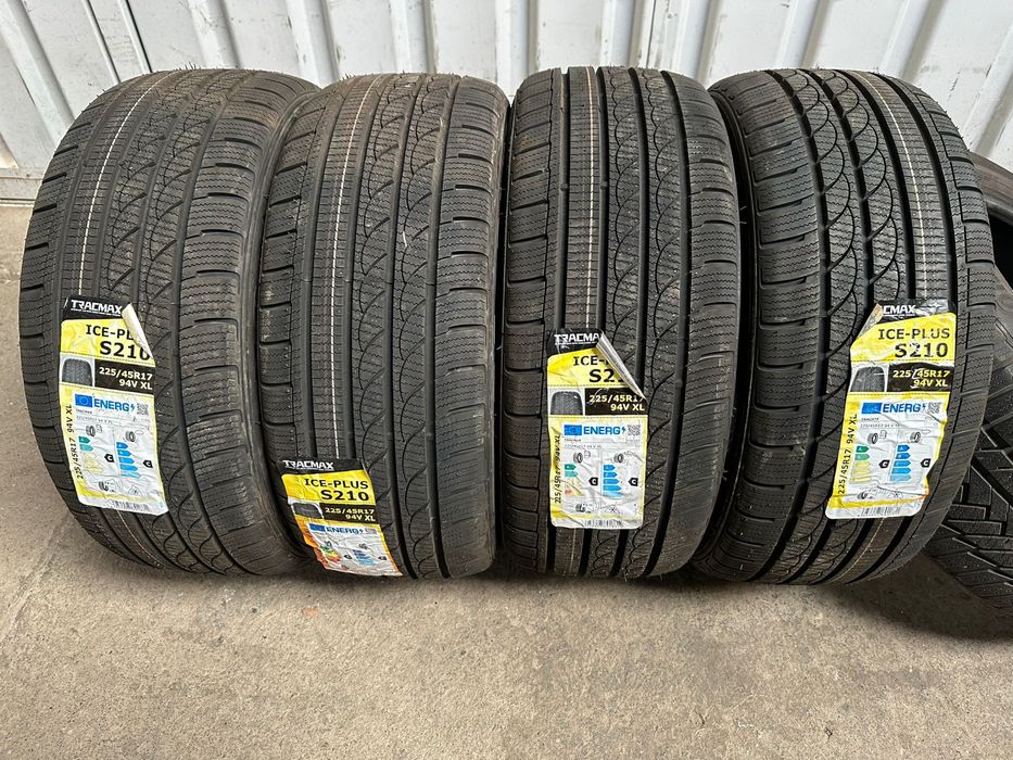 Anvelope 225 45 R17 TRACMAX iarna NOI