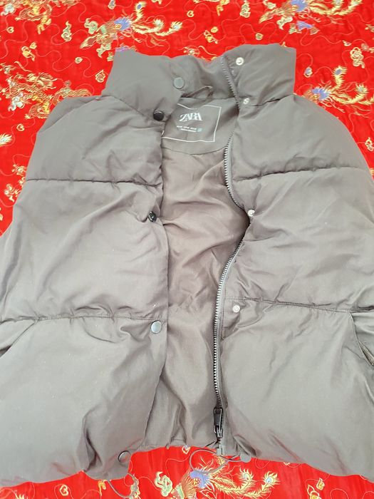 Безрукавка Zara