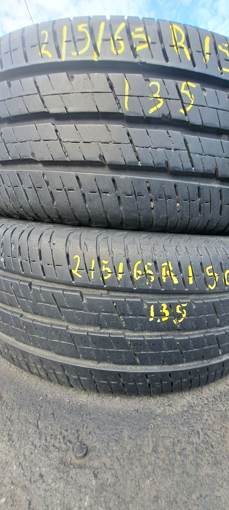 2 anvelope vara 215/65r15C Continental Montaj Gratuit