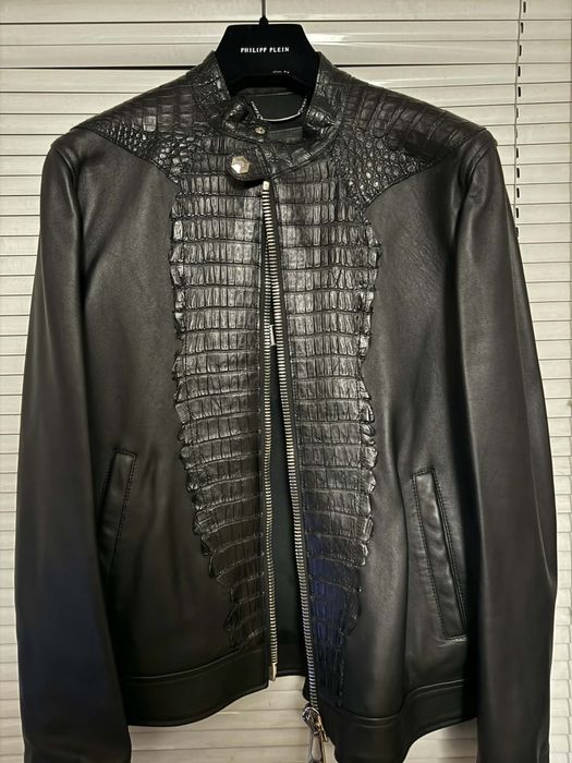 Продавам кожено яке Philipp Plein croco jacket