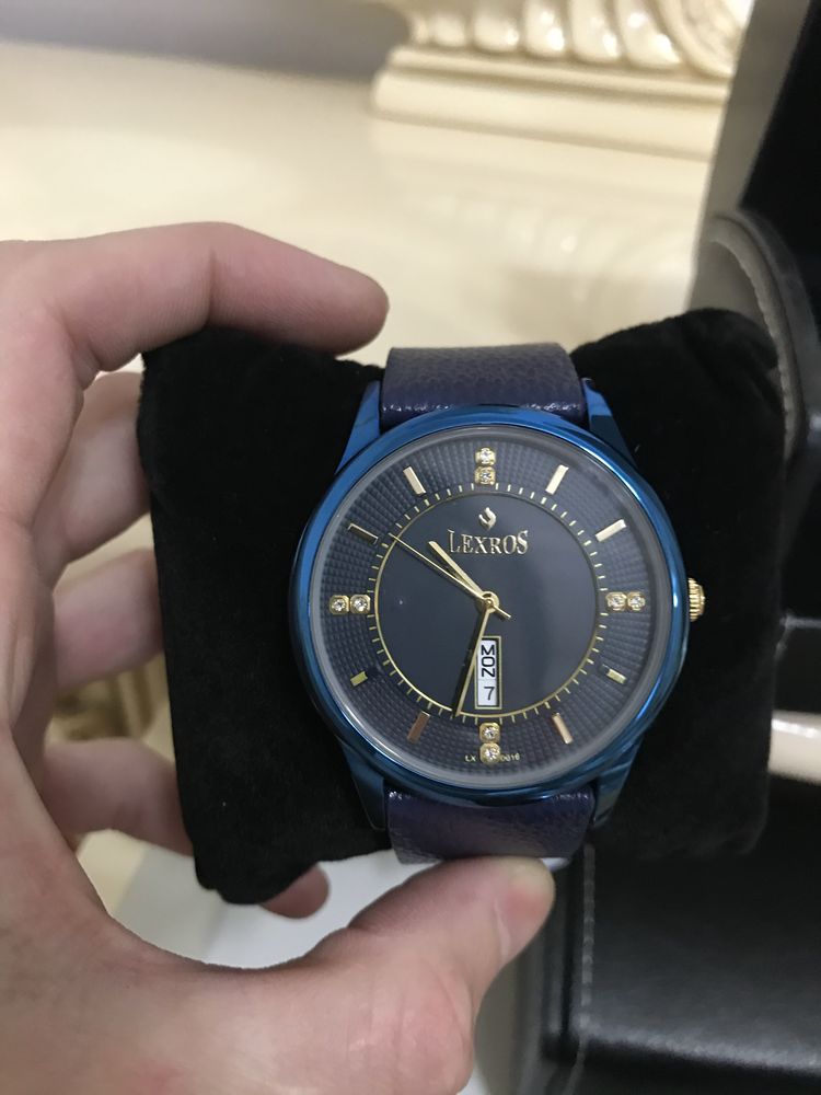 Наручные часы Lexros