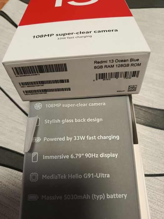 НОВ  Xiaomi Redmi 13 6 GB RAM и 128 GB ROM.
