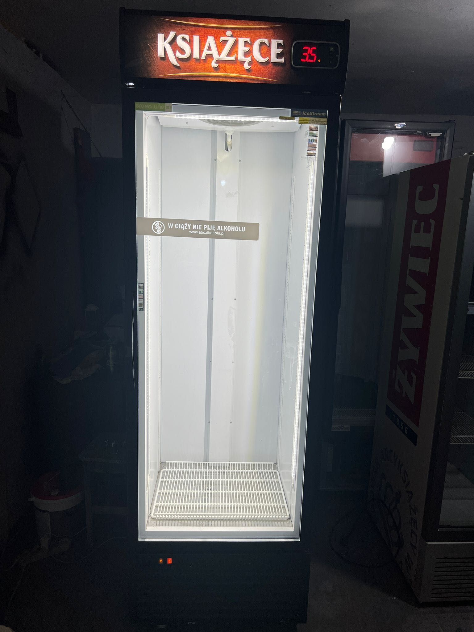Vitrina frigorifică verticală simplă