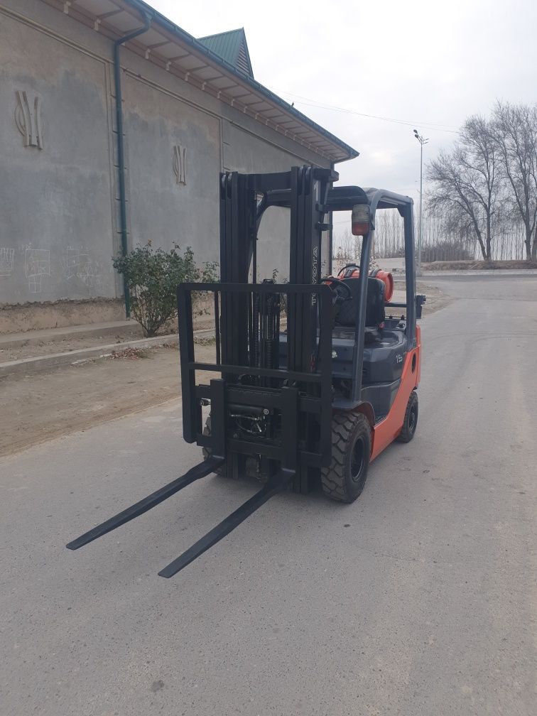 Автопогрузчик(кара,kara, auto kara)ТОЙОТА 8FG-15