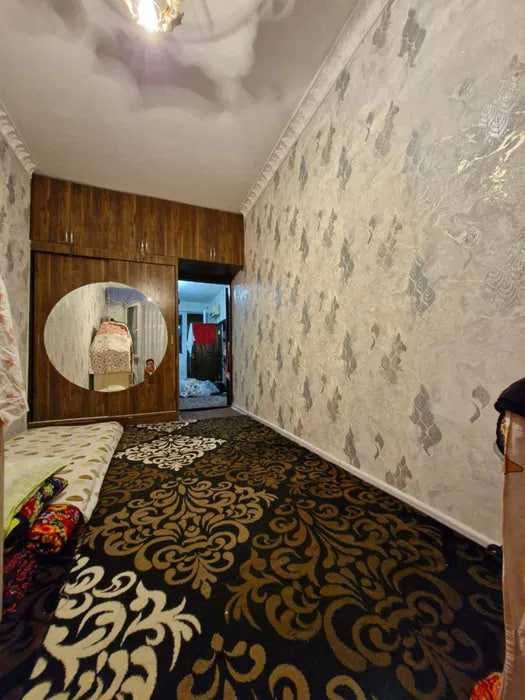 СРОЧНО !!! Продается квартира в Яшнабаде 2/4/4 ( 48 кв/м) Авиасозлар 3