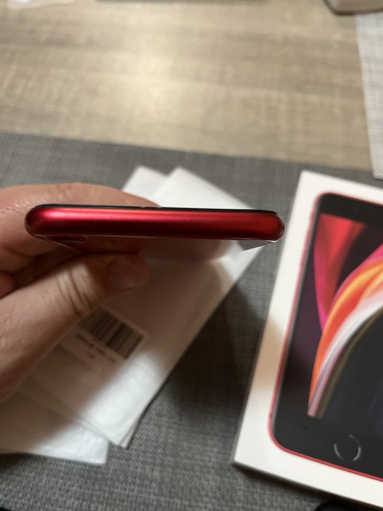 iPhone SE 2020 red 64 gb